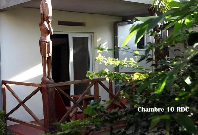 اتاق استاندارد با بالکن, Chez Yolande
