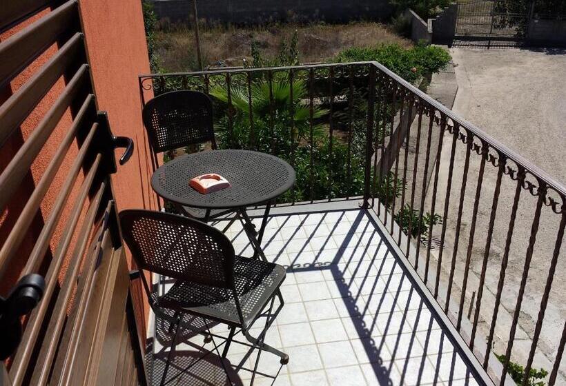 חדר סטנדרט עם מרפסת, B&b Perdalonga