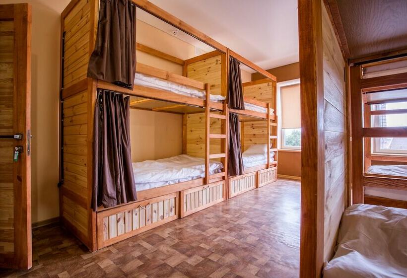 تختخواب در اتاق مشترک, Hostel Tarnopil