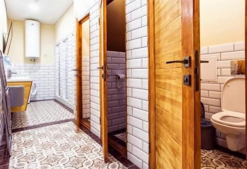 تختخواب در اتاق مشترک, Hostel Tarnopil