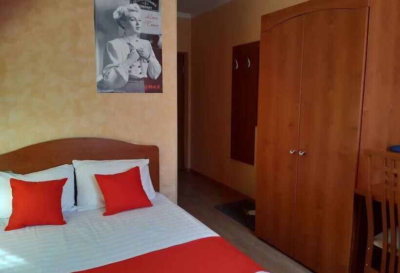 舒适型房间, Maxrooms Volga Hollywood