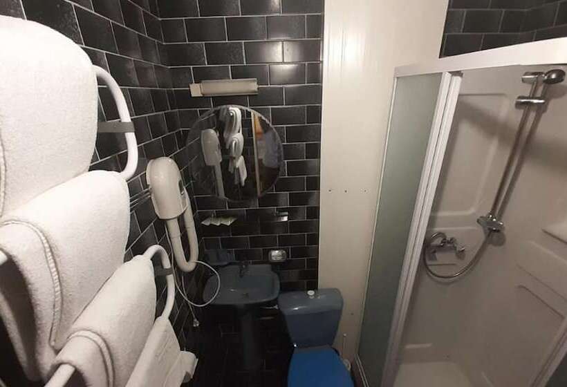 标准间, Maxrooms Volga Hollywood