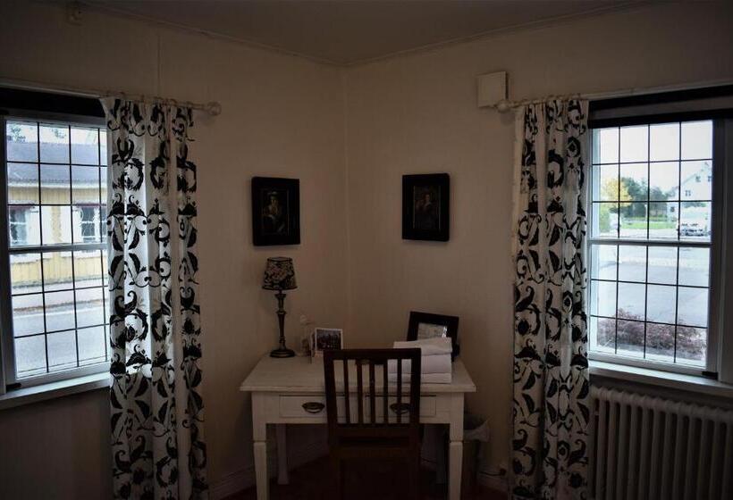 标准单人间共用浴室, Torups Gastgivaregard