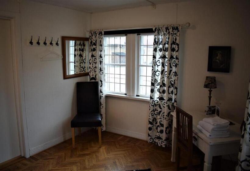 标准单人间共用浴室, Torups Gastgivaregard