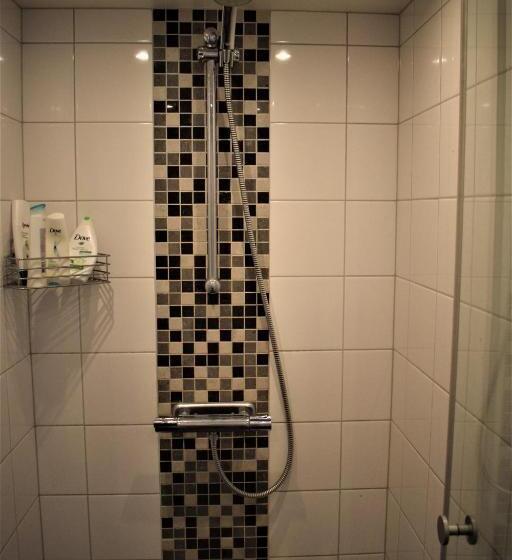 标准单人间共用浴室, Torups Gastgivaregard