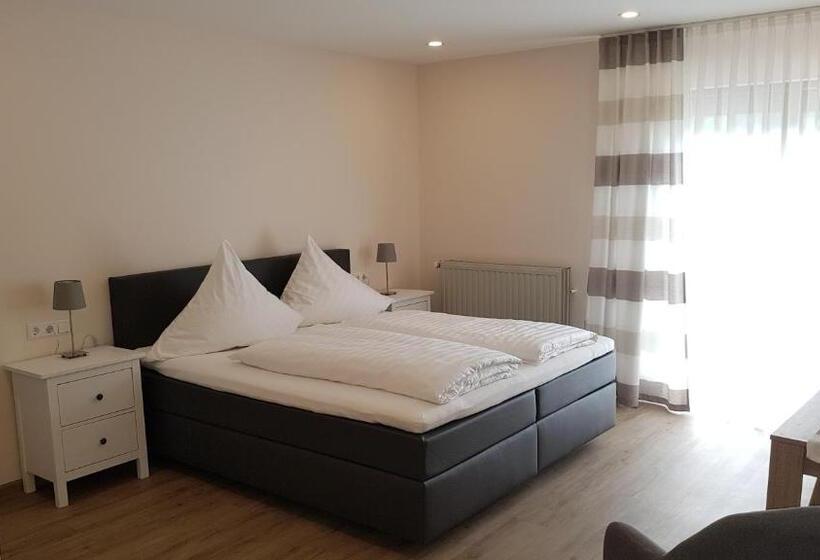 Номер Deluxe, Weingut Erich Serwazi