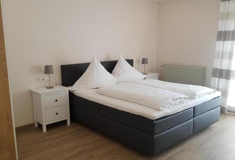 Номер Deluxe, Weingut Erich Serwazi