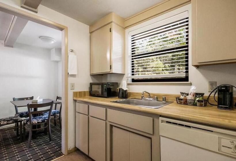 شاليه غرفة نوم واحدة, Northern Queen Inn