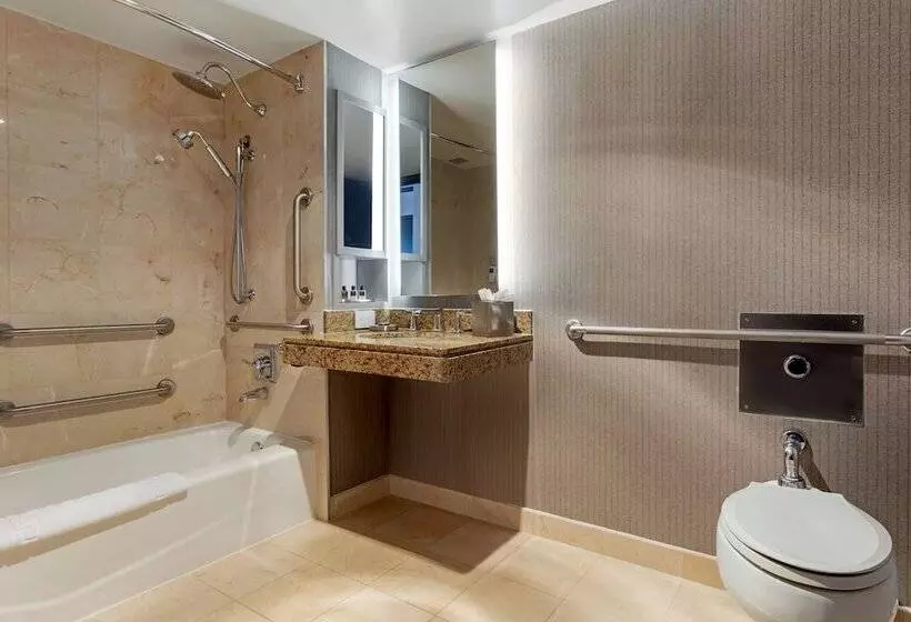 デラックスルーム, Omni New Haven Hotel At Yale