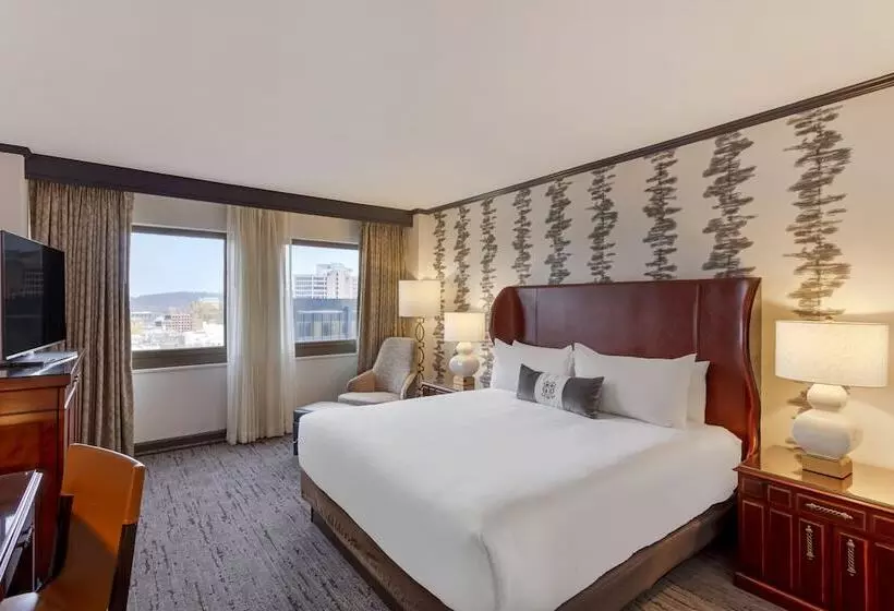 キングサイズベッドのスイートルーム, Omni New Haven Hotel At Yale
