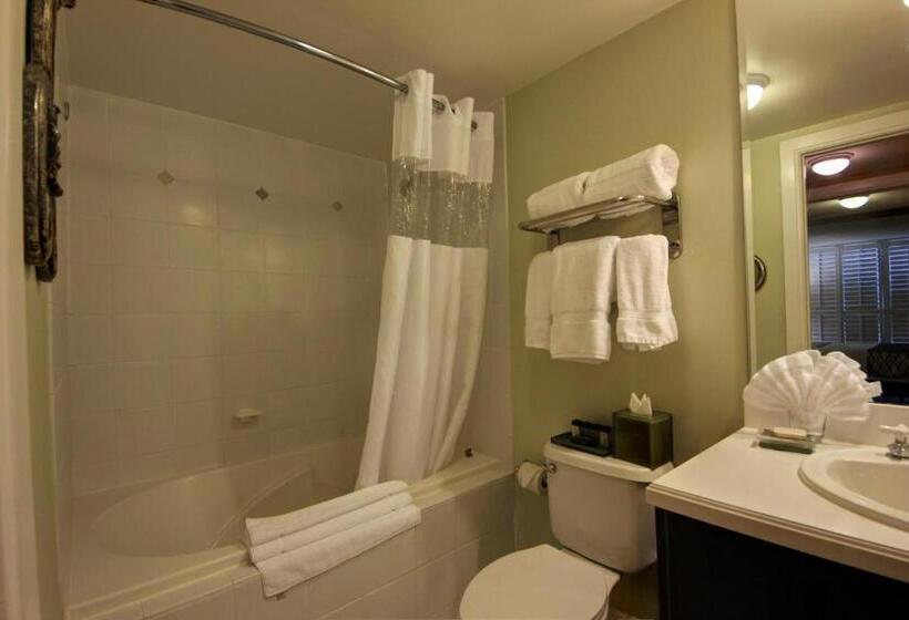 جناح سوبيريور, The Mutiny Luxury Suites