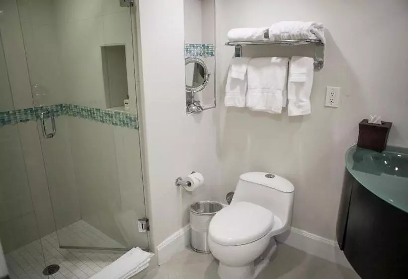 2 Bedroom Superior Room, The Mutiny Luxury Suites