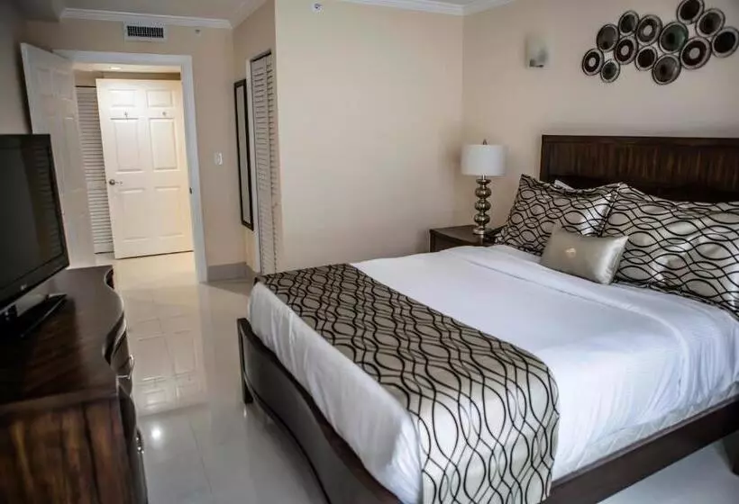 سوئیت دولوکس با چشمانداز, The Mutiny Luxury Suites