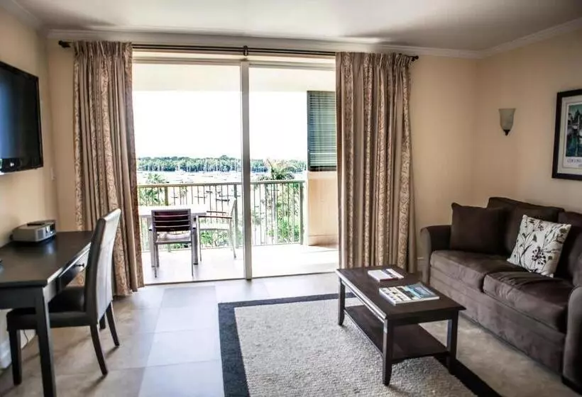 سوئیت دلوکس 2 خوابه, The Mutiny Luxury Suites