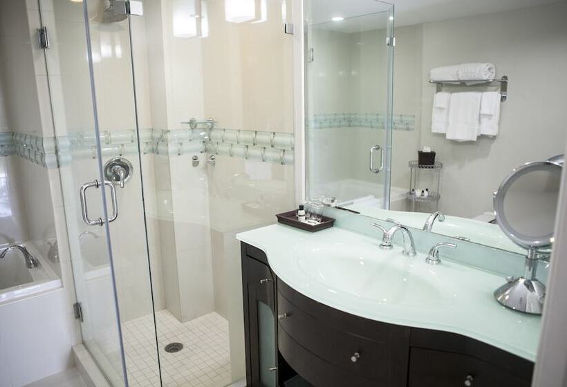 جناح سوبيريور, The Mutiny Luxury Suites