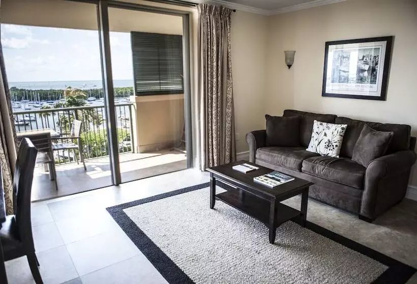 سوییت سوپریور, The Mutiny Luxury Suites