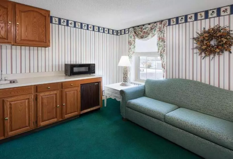 سوئیت با تخت بزرگ, The Hotel Ojibway, Trademark Collection By Wyndham