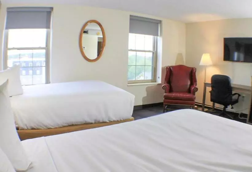 اتاق استاندارد با 2 تخت دوبل, The Hotel Ojibway, Trademark Collection By Wyndham