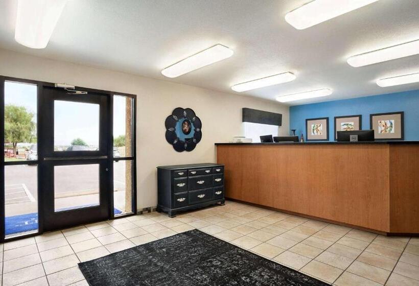 غرفة قياسية سرير كينج, Travelodge By Wyndham Yuma