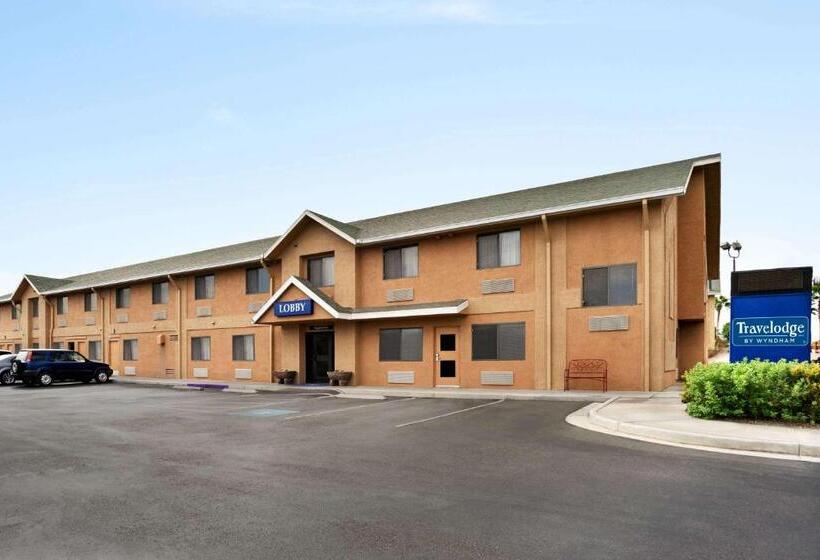 غرفة قياسية سرير كينج, Travelodge By Wyndham Yuma