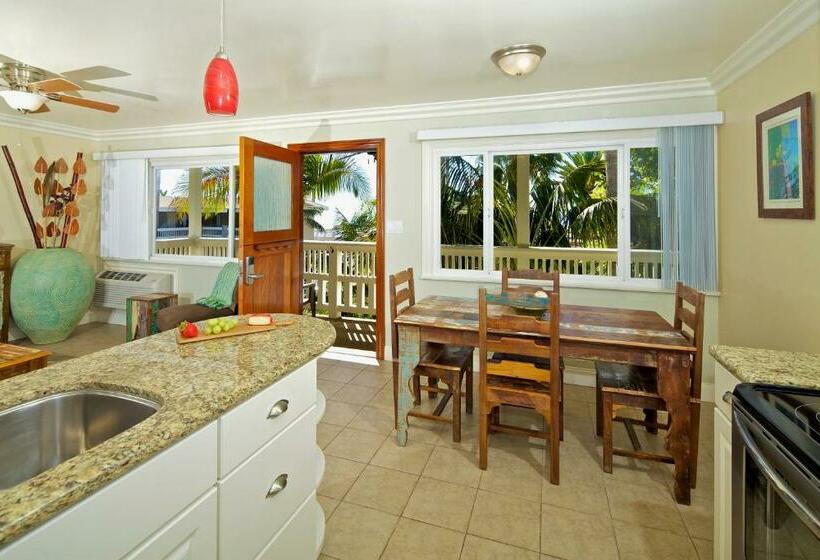 디럭스 스위트, Ocean Palms Beach Resort