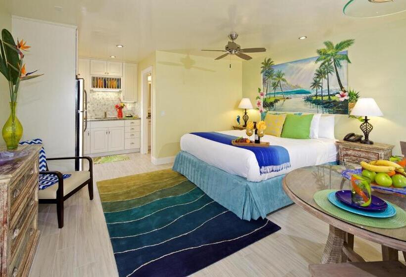 디럭스 스튜디오, Ocean Palms Beach Resort