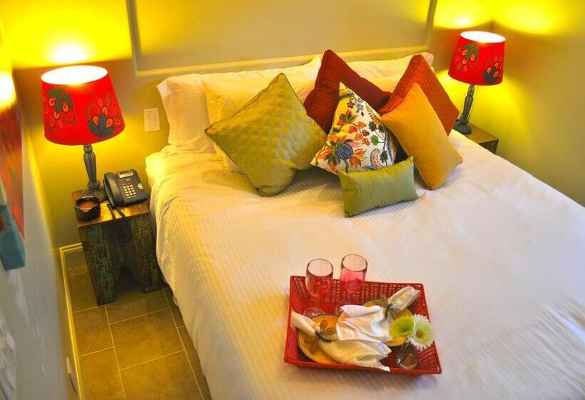 جناح, Ocean Palms Beach Resort