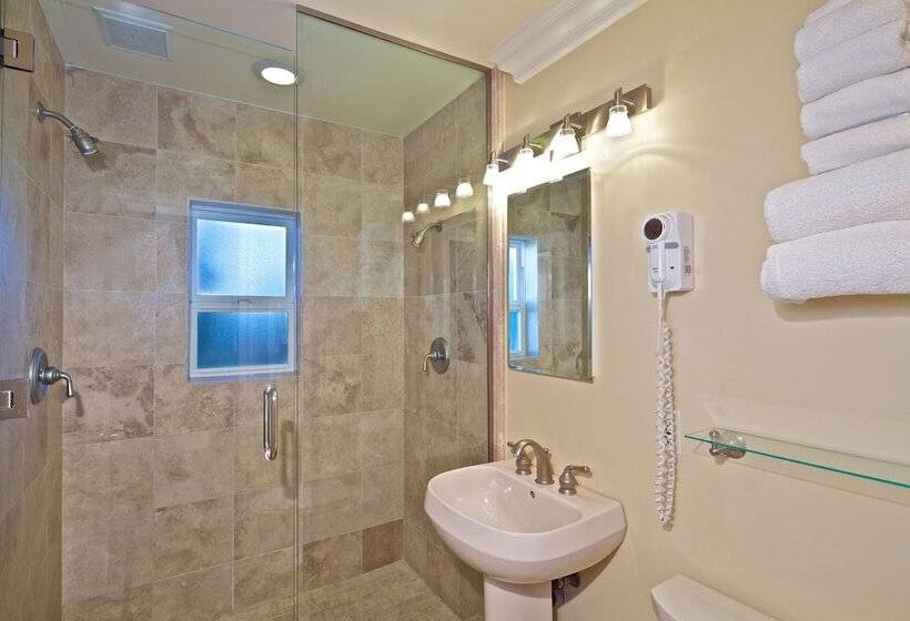 جناح ديلوكس غرفتين نوم, Ocean Palms Beach Resort