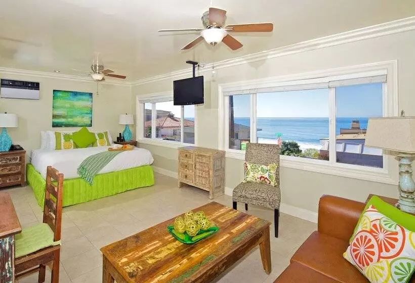 オーシャンビューデラックススイート, Ocean Palms Beach Resort