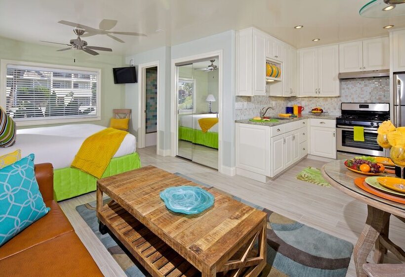 Mini Suite, Ocean Palms Beach Resort