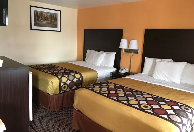 ２ダブルベッドのスタンダードルーム, Old Kentucky Home Motel