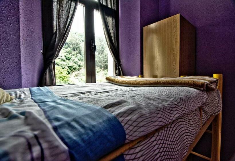 غرفة قياسية فردية, Albergue Juvenil De Bustiello