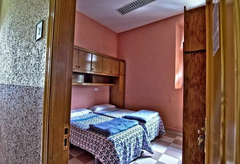 スタンダードルーム, Albergue Juvenil De Bustiello