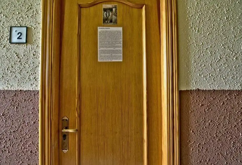 スタンダードルーム, Albergue Juvenil De Bustiello