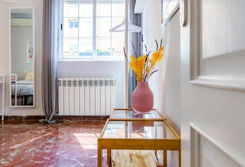 اتاق لوکس با بالکن, Casa La Fontana Hostatel