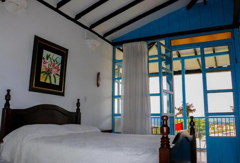 Люкс, Casa Hotel El Compadre