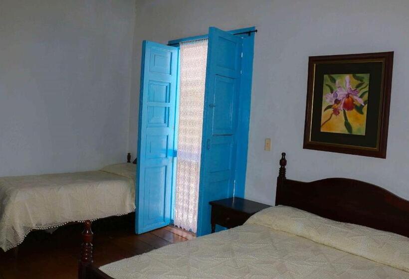 Номер Стандарт Трехместный, Casa Hotel El Compadre