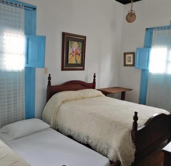 Номер Стандарт Трехместный, Casa Hotel El Compadre