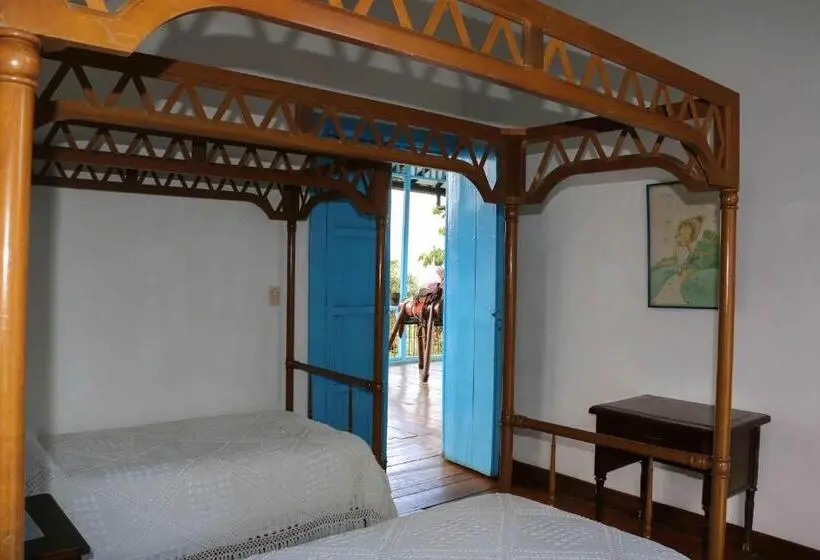 Standard Neljän Hengen Huone, Casa Hotel El Compadre