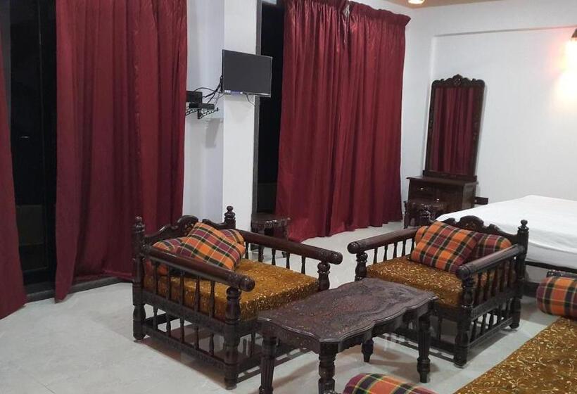 جناح ديلوكس مطل على البحر, Murud Marina