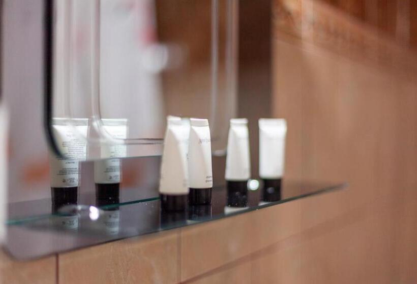 חדר סטנדרט נוף לים עם מרפסת, Toni Retzo Rooms