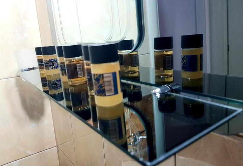 Triple Room Sea View, Toni Retzo Rooms