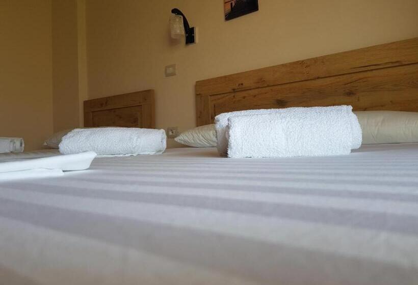 Triple Room Sea View, Toni Retzo Rooms