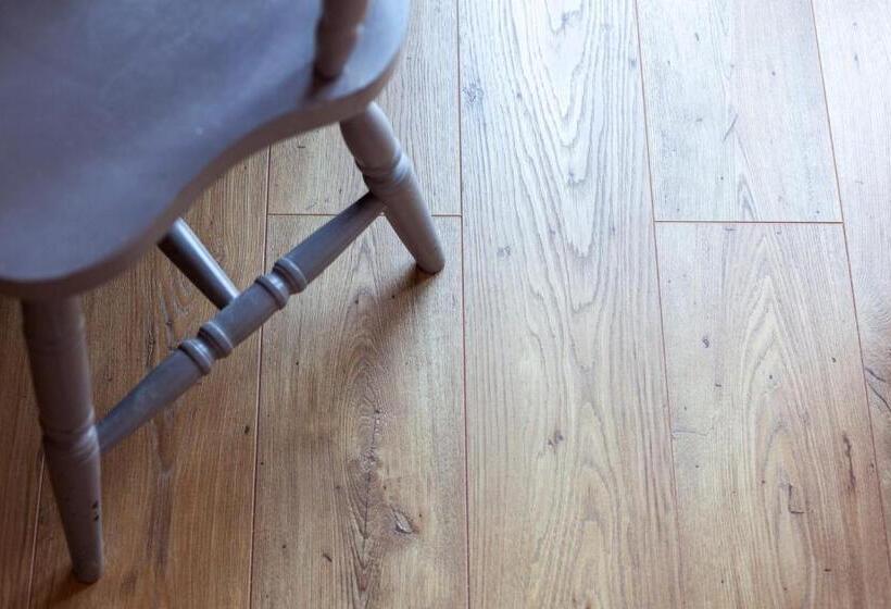 חדר דלוקס לארבעה, Toni Retzo Rooms