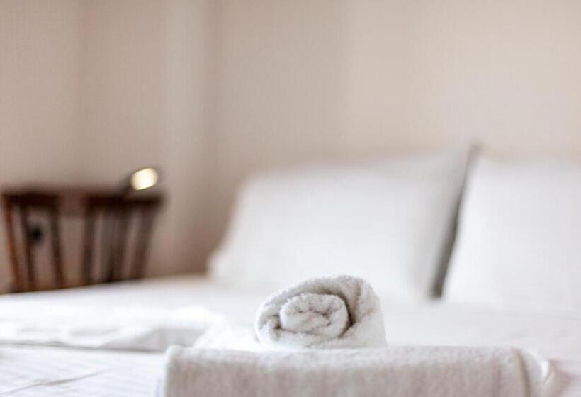 חדר דלוקס, Toni Retzo Rooms