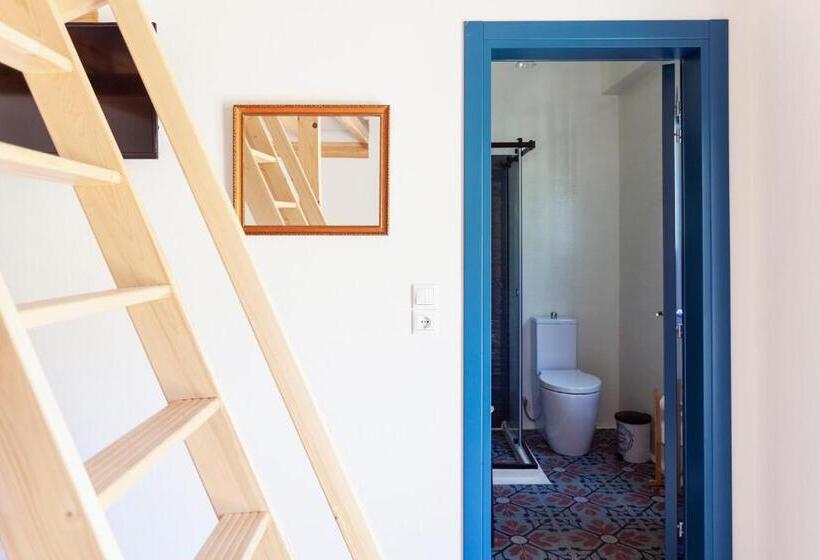 חדר דלוקס לארבעה, Toni Retzo Rooms