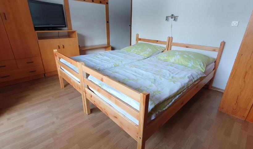 1 Bedroom Apartment Mountain View, Apartments And Rooms Milena