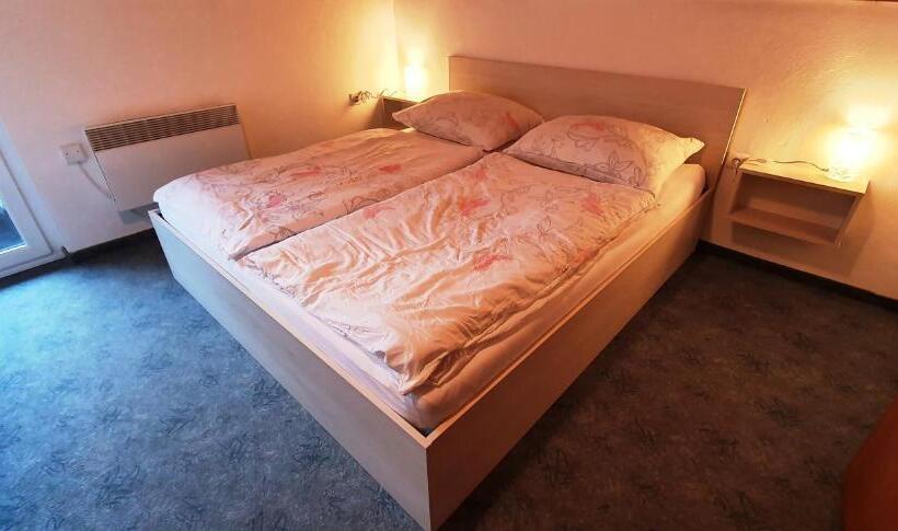 2 Bedrooms Apartment Mountain View, Apartments And Rooms Milena