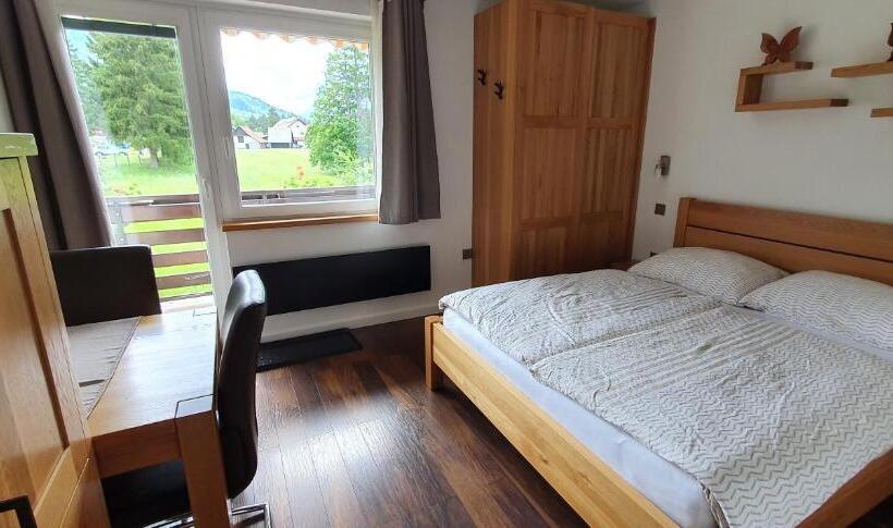 דירה בת חדר שינה 1 עם מרפסת, Apartments And Rooms Milena