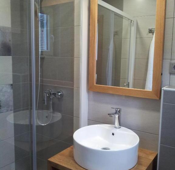 חדר סטנדרט, Apartments And Rooms Milena